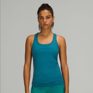 Lululemon Swiftly Tech Razorback